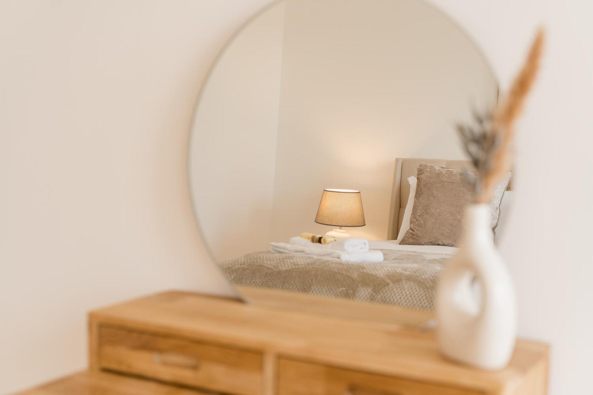 Beautifully Done 5 Bed Barn Conversion In Heswall - Sleeps Up To 10 Exterior photo