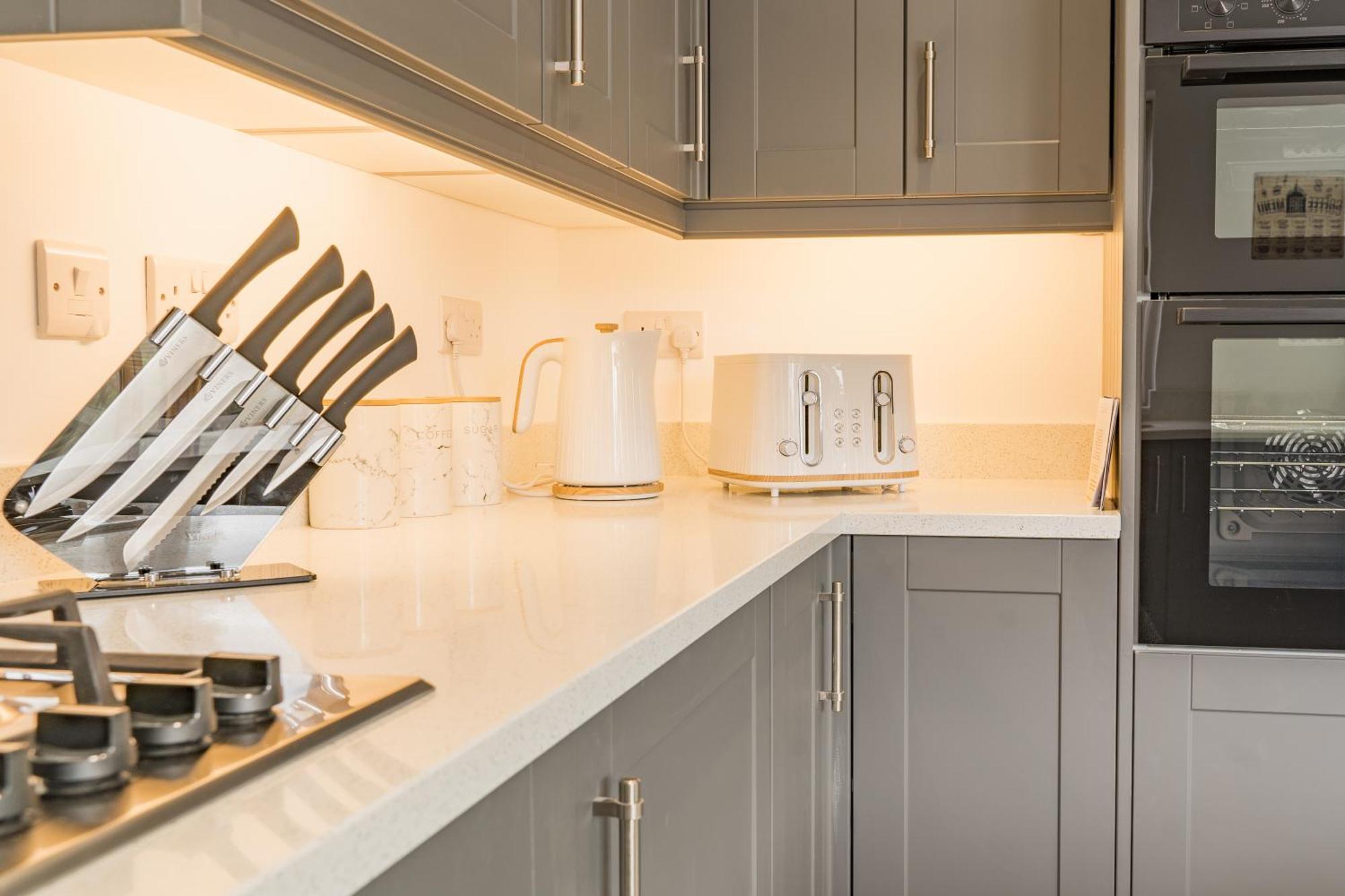 Beautifully Done 5 Bed Barn Conversion In Heswall - Sleeps Up To 10 Exterior photo